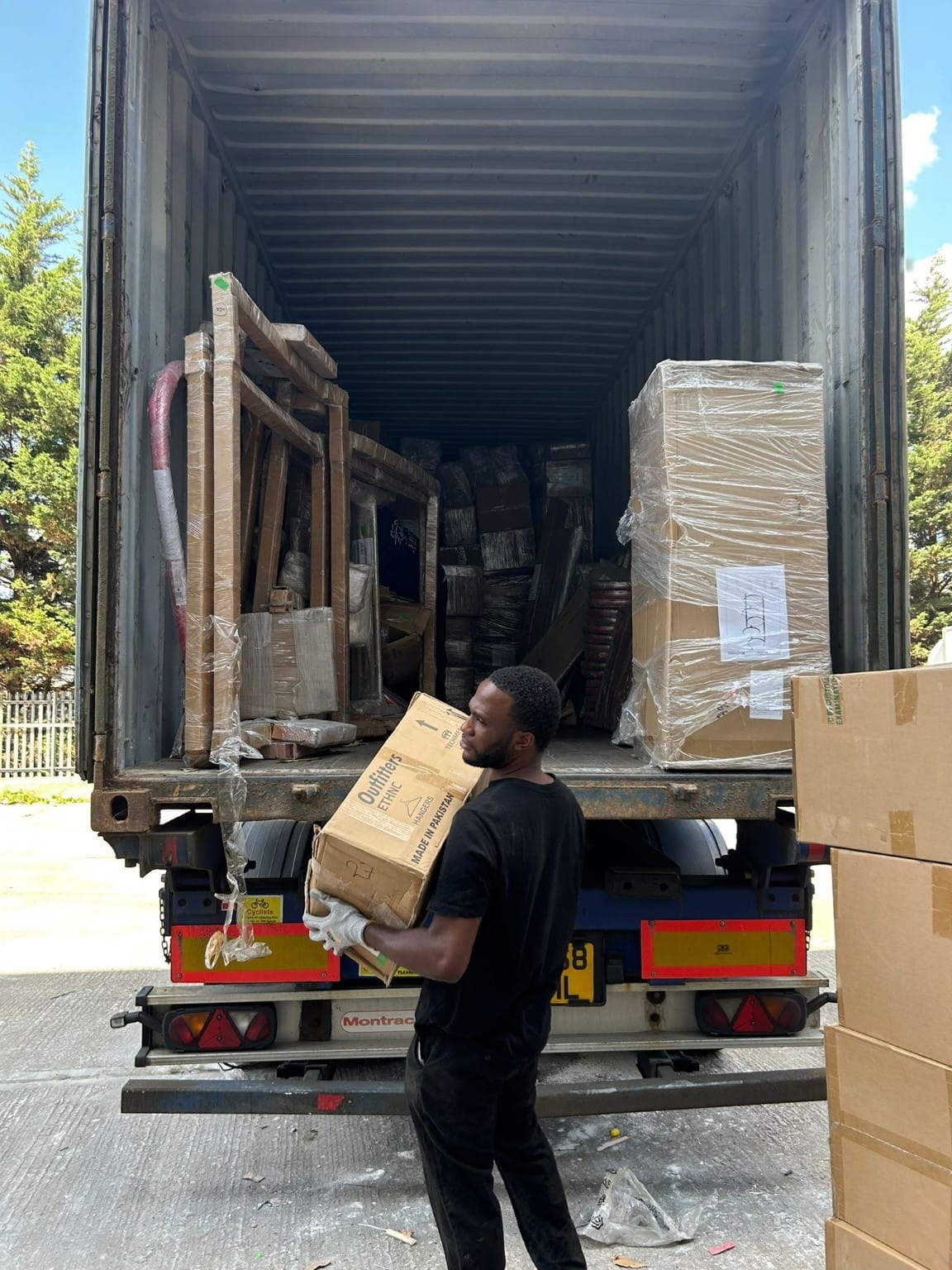 Loading & delivery — Eden Removals